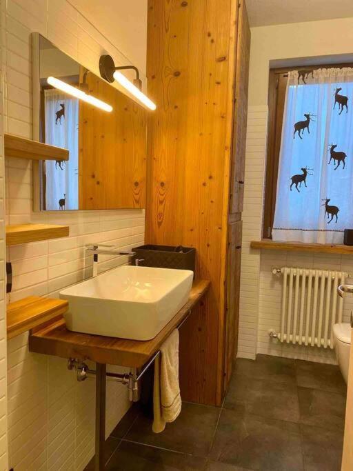 La Petite Maison D'Erika アオスタ エクステリア 写真